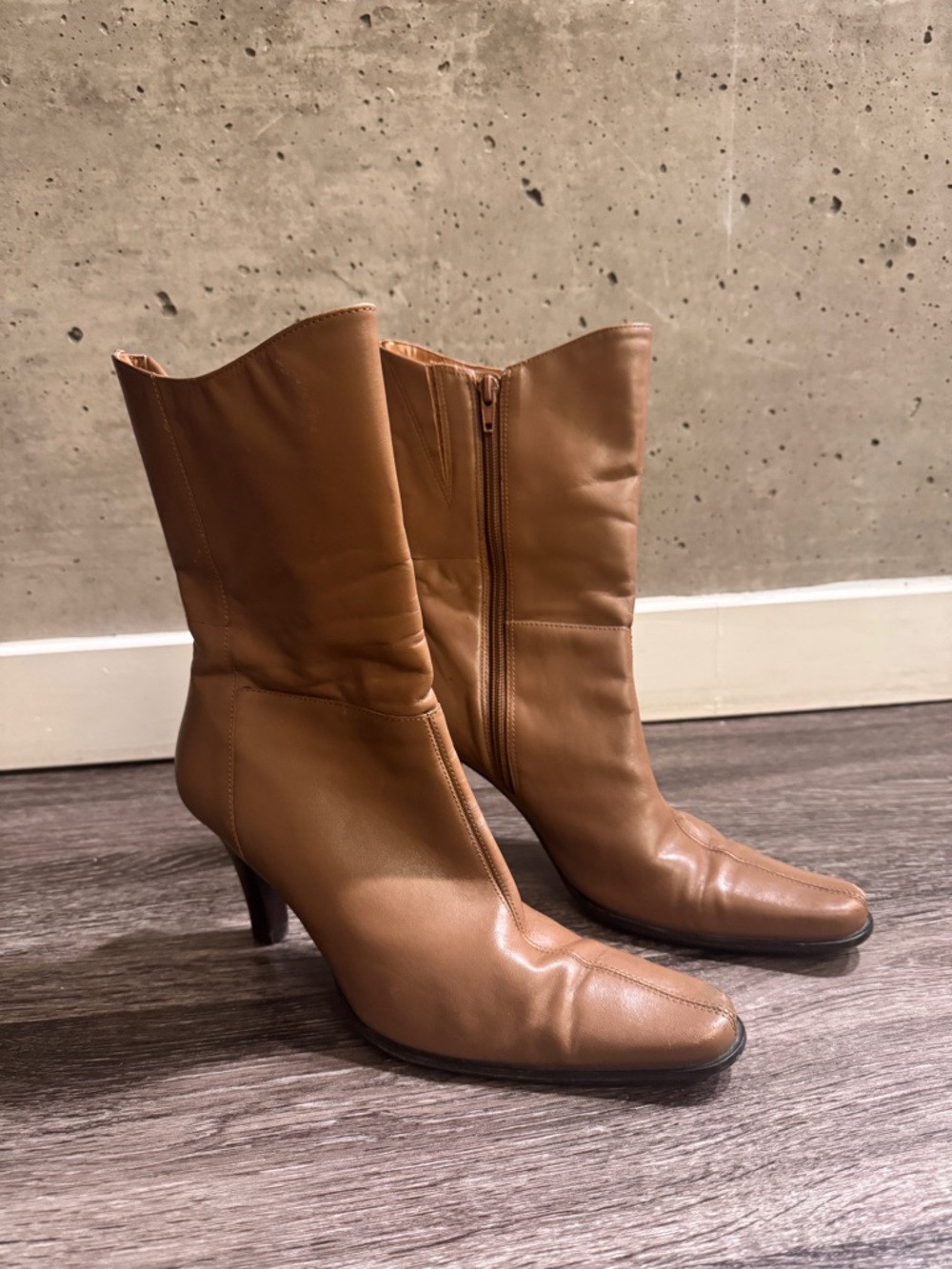 Women's Tan Leather Mid-Calf Heeled Boots